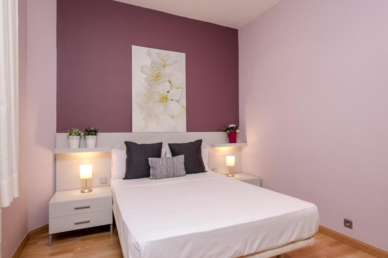 Fantastic 2 Bedroom 5 Minutes By Car From Plaza Catalunya Barcelona Ngoại thất bức ảnh
