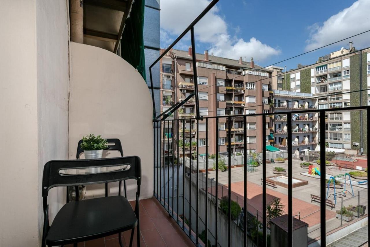 Fantastic 2 Bedroom 5 Minutes By Car From Plaza Catalunya Barcelona Ngoại thất bức ảnh