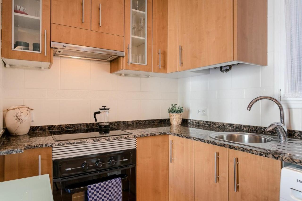 Fantastic 2 Bedroom 5 Minutes By Car From Plaza Catalunya Barcelona Ngoại thất bức ảnh
