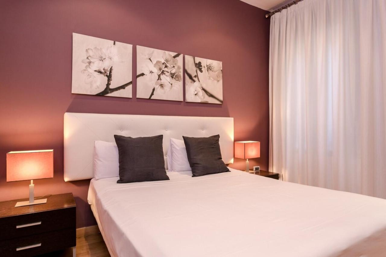 Fantastic 2 Bedroom 5 Minutes By Car From Plaza Catalunya Barcelona Ngoại thất bức ảnh