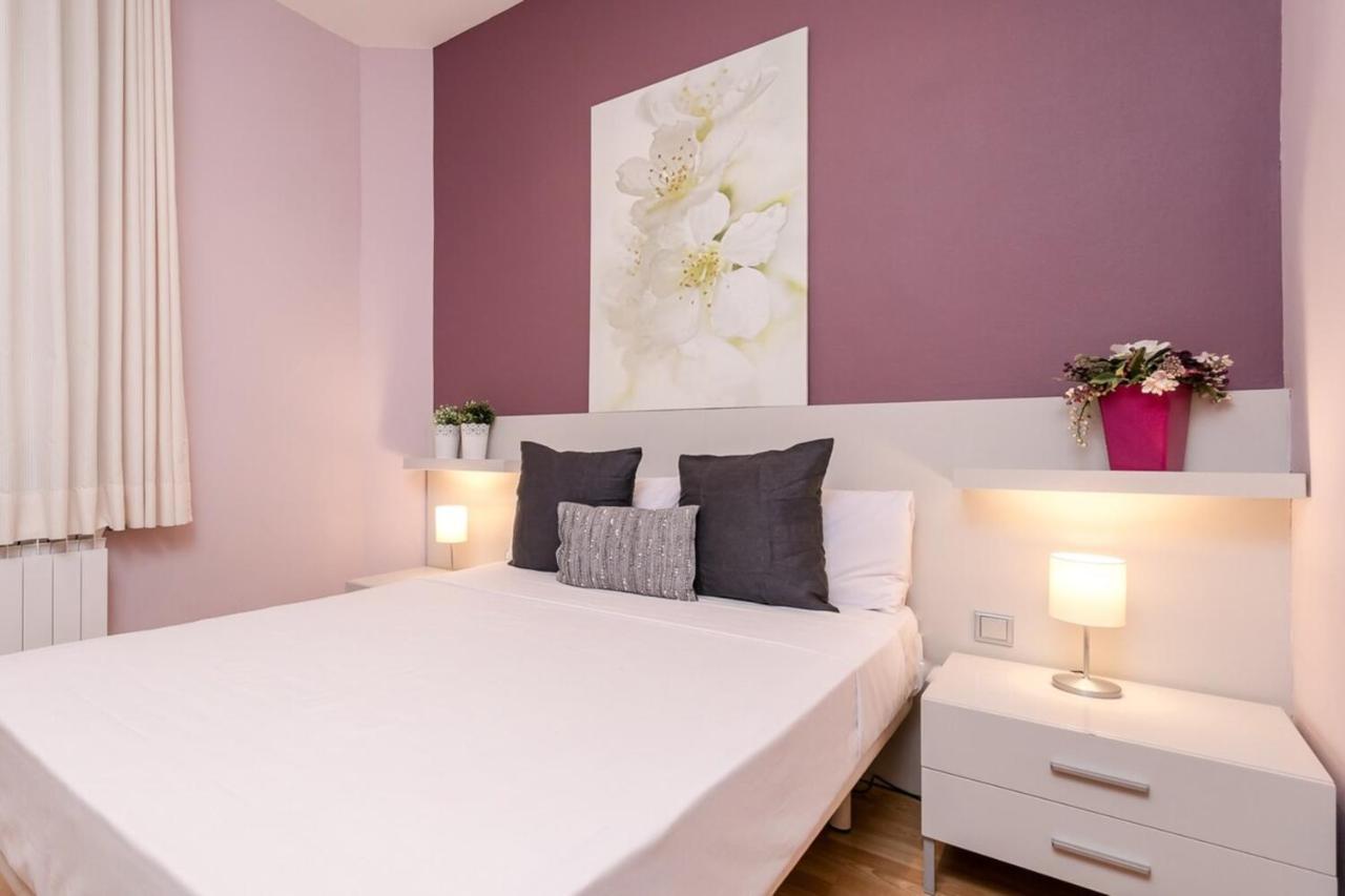 Fantastic 2 Bedroom 5 Minutes By Car From Plaza Catalunya Barcelona Ngoại thất bức ảnh